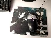 TAPIS DE SOURIS HELL RAZAH " RISEN " The Story of CHRON "