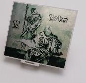 KYO ITACHI & DOE SMITH - METAL GEAR - ALBUM CD /DIGI METAL PACK : CARTON + PLAQUES METALLIQUE ( Sérigraphié ) + COLLECTORS GOODIES
